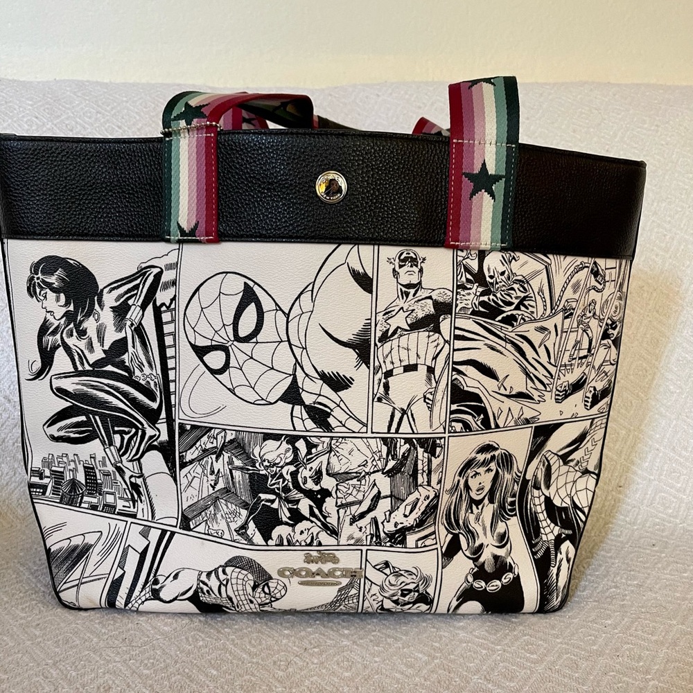 Coach Marvel Tote - New with no tags (wore only few times).